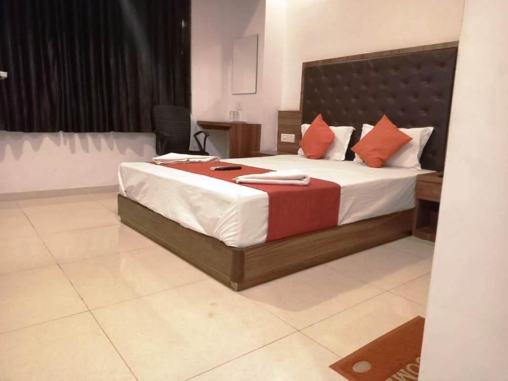 Sai Deep Lodging นาวีมุมไบ ภายนอก รูปภาพ